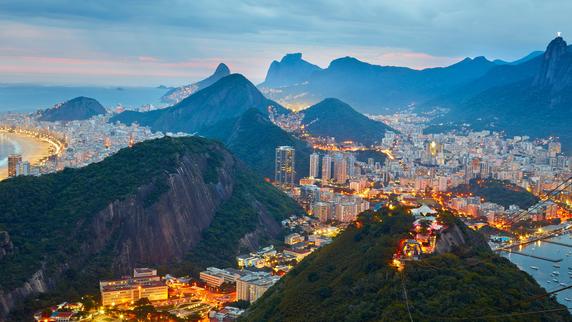 Featured right image 1